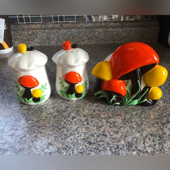 mushroom Other - Mushroom napkin holder + salt & pepper shakers